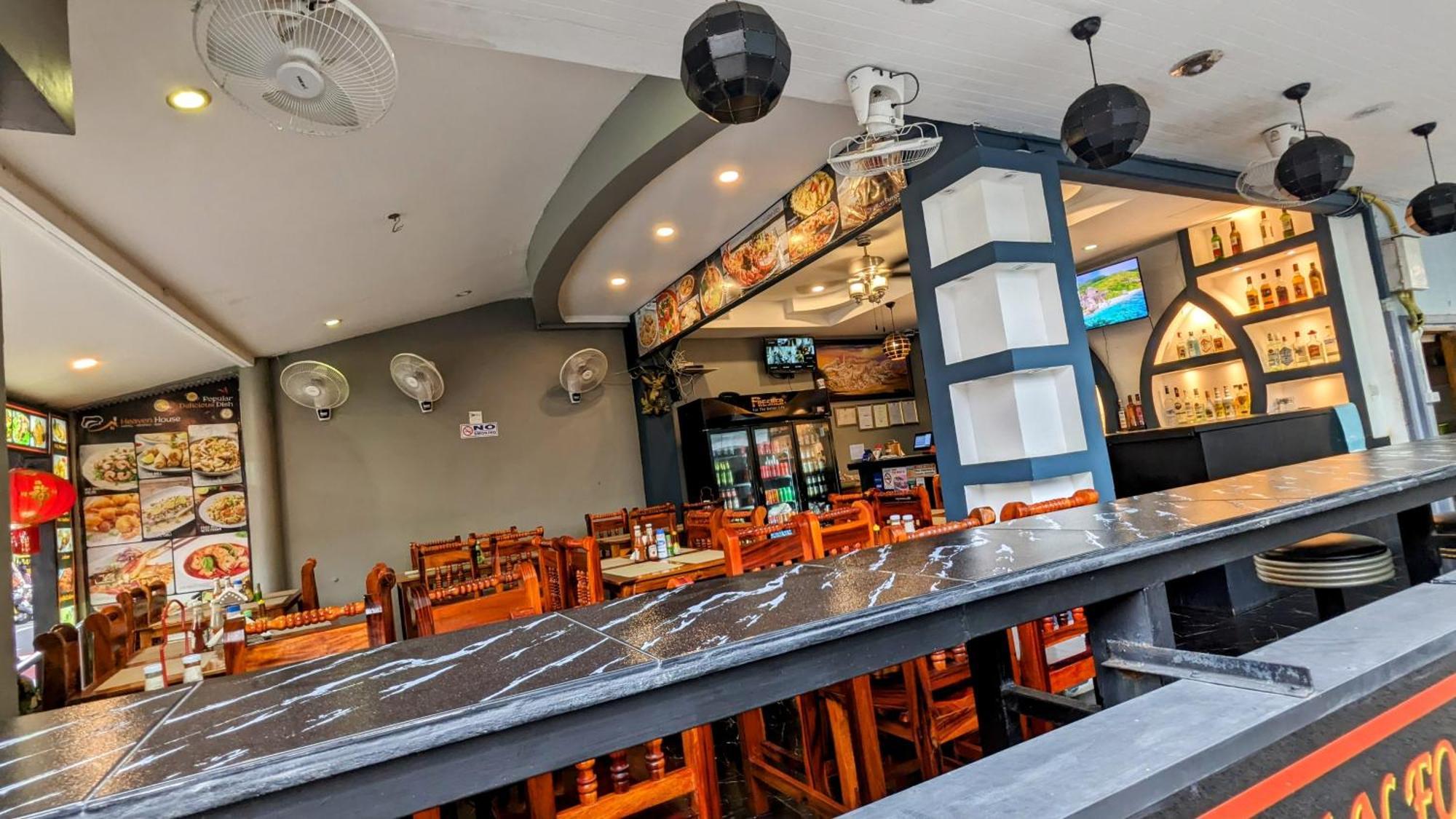 Heaven House Restro & Bar Hotel Patong ภายนอก รูปภาพ