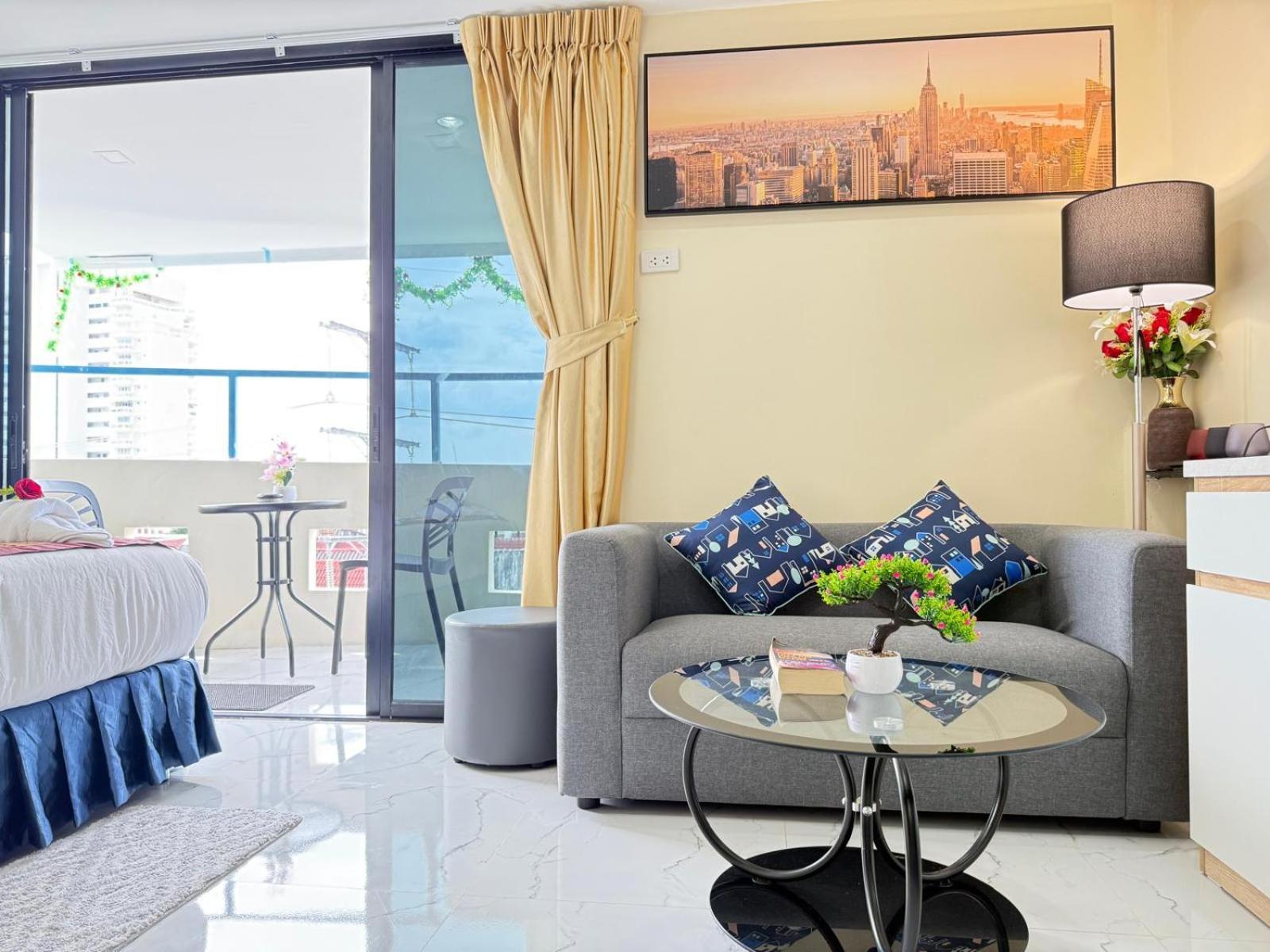 Heaven House Restro & Bar Hotel Patong ภายนอก รูปภาพ